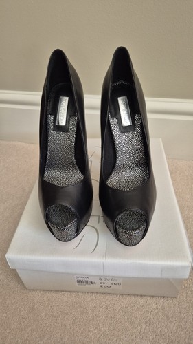Black leather court shoes - shoes, size