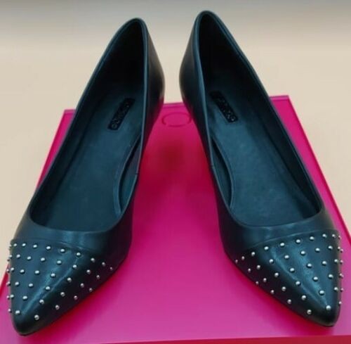 Womans top shop shoes - size, 7