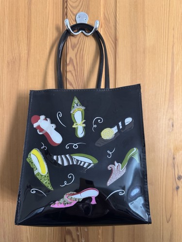Small shopping bag with shoes - small,